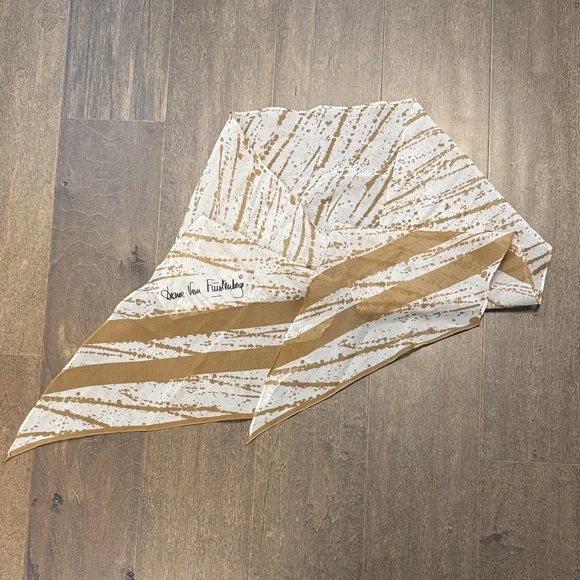 Diane Von Furstenberg Silk Skinny Scarf - Picture 3 of 3